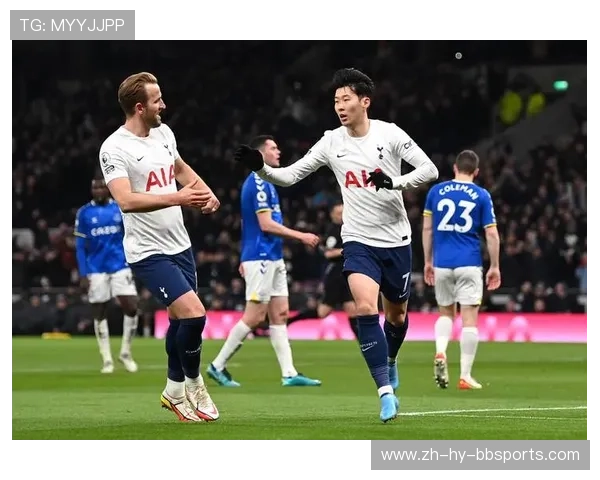 足球比赛中的关键传球与配合默契